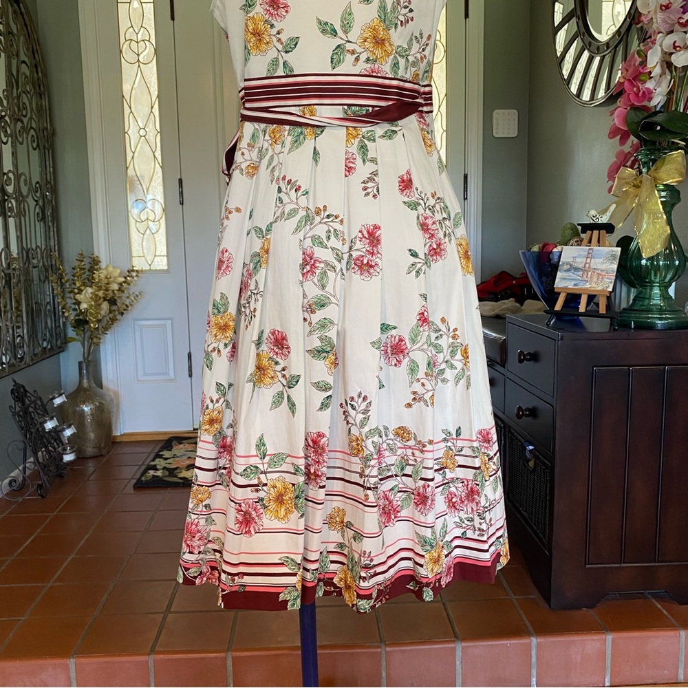 NWT Anthropologie Gal Meets Glam Teresa Floral Wrap Dress - Picture 9 of 12